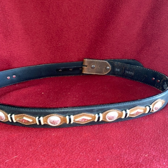 Justin size 36 leather belt NO buckle - Picture 6 of 7